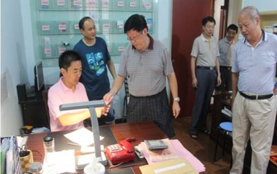 汉川市人大离退休老干部踊跃为灾区捐款 