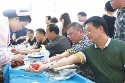 马口镇58人无偿献血19000毫升 