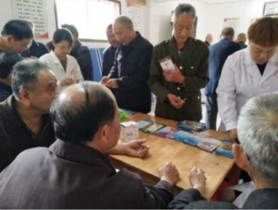 中洲农场重阳节开展敬老爱老活动 