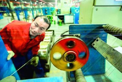 稳健福星 领跑先锋 