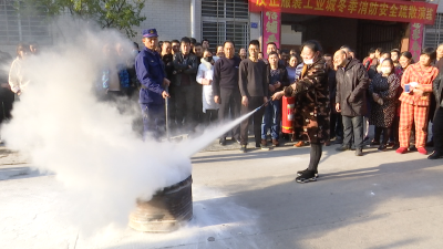 汉川112家商户当起了“志愿消防员”