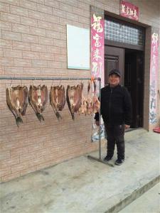 真情扶贫，残疾夫妇倪汉华的日子好起来了