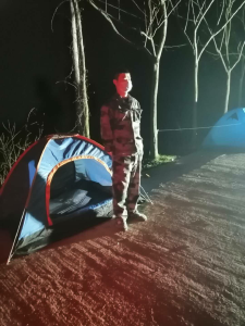 小帐篷撑起里潭乡村庄安全网