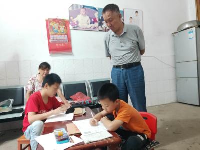 “云端”上 一场特殊的期末考试
