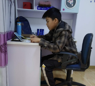 【南河乡】线上教学+线下辅导，这波“硬核操作”亮了