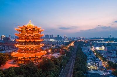 因为我们是湖北人