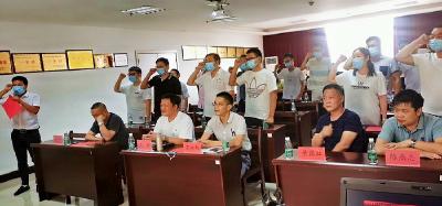 真情、珍爱、尊重 这家医院欢庆中国医师节