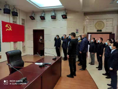 深化党建引领，部门社区携手打造特色主题党日活动