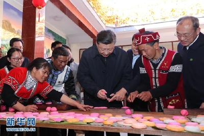 习近平在今年地方考察中，对脱贫攻坚作出哪些重要指示?