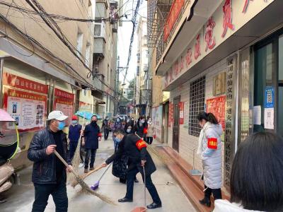 火猴山社区：洁净我家园 踊跃志愿行