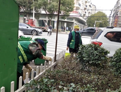 清洗护栏迎新春