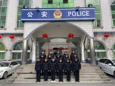 一村一辅警，警务室建在村民家门口