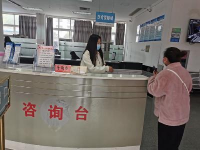 政务大厅 近百人遗落物品