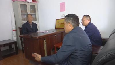 好样的！乡贤断事说理也带领致富！