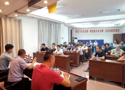 源头管控！汉川交警开展客运企业交通安全知识宣传