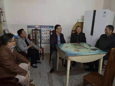 情系离退休干部  殷切关怀暖人心