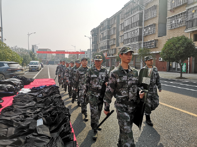 【南河乡】民兵勤巡逻 群众很“养心”