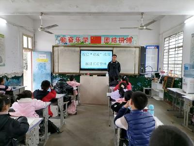 【开发区】联心小学：落实“双减”政策，推进“五项管理”