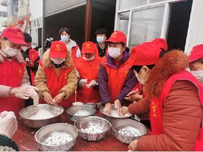 【人民日报】文明实践 | 元宵节里，有我志愿红