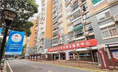 “总书记夸我们是‘小巷总理’！”