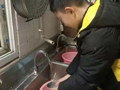 【脉旺】“三八”妇女节怎么过？这所学校这样做