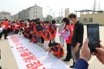 【综合】消费维权宣传进企业、进商超、进校园