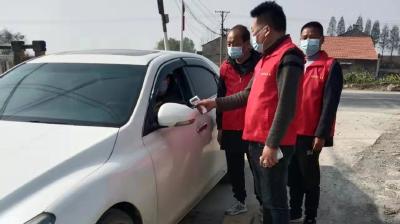 【新堰】街头巷尾的“红马甲” 打造疫情防控坚强堡垒