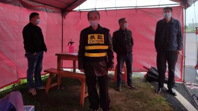 【市场监管局】驻村工作队变身疫情防控先锋队