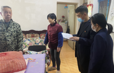【实验小学】党建引领“志愿红” 筑牢校园“防控墙”