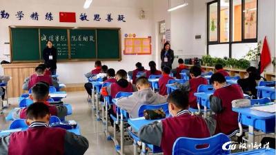 【汉川金东方】家长巡考团参加期中质量检测巡考