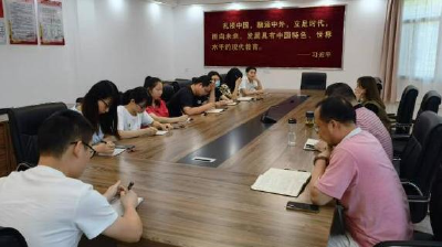 【汉川高中】老教师现身说教帮助新教师迈好职业生涯第一步