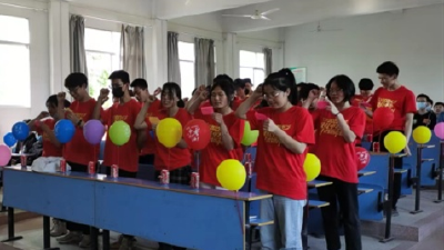【沉湖】中考誓师大会 吹响冲刺号角