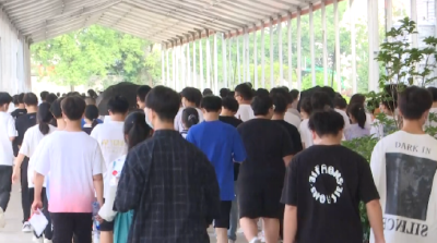 现场直击 | 高考首日 汉川5729名考生奔赴考场