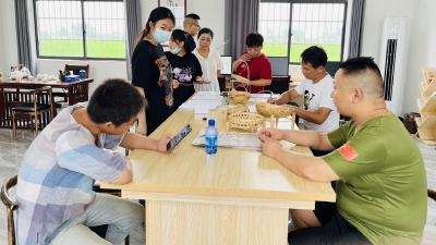 【综合】汉川数字农家书屋村级全覆盖 近7万人注册 