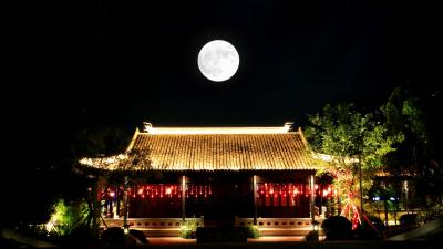 年度最大“超级月亮” 点亮川城夜空