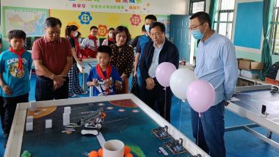 小小机器人 玩出大名堂