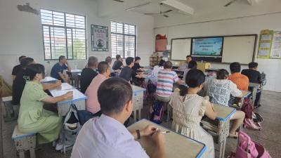 廉洁从教 43名教职工作出庄严承诺