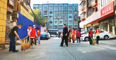市容环境大扫除  靓丽整洁迎国庆