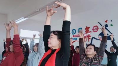 心随舞动 黄龙湖畔欢乐多