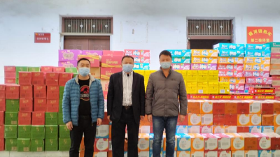 乡贤捐赠物资助力疫情防控