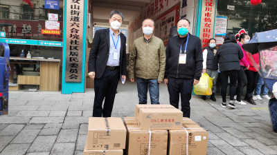 爱心捐赠 助力社区疫情防控