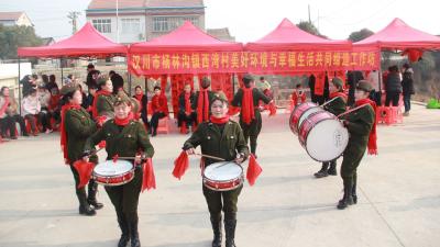 杨林沟镇西湾村：小村庄里迎新春 乡村百姓乐开怀