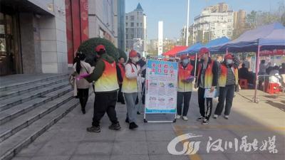 山后湾社区：“零距离”普法宣传 为消费者权益保驾护航