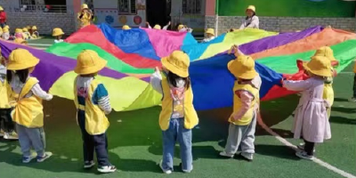 新堰镇中心幼儿园开展“五一”劳动节主题活动