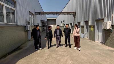 孝感市农业技术推广中心到我市调研农技服务“五个一”强链工程