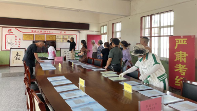 “把孩子交给学校，我们很放心”