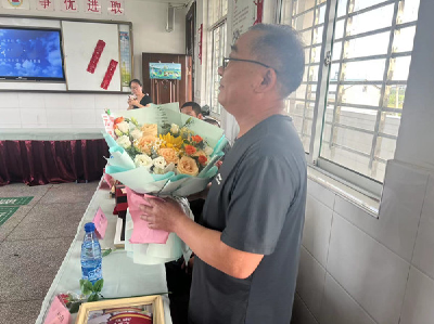 灞桥别柳 他们依依不舍话离别