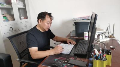 求学路上，他们一个都不能少