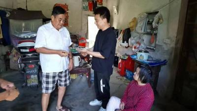 脉旺镇：精准帮扶，彰显公仆本色