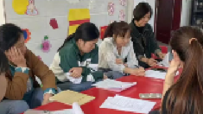 勤督促、多指导，护好花苗成长
